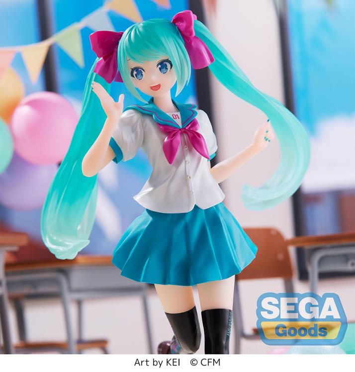 Vocaloid Luminasta Hatsune Miku (16th Anniversary KEI Ver.) Figure Gallery Image 7