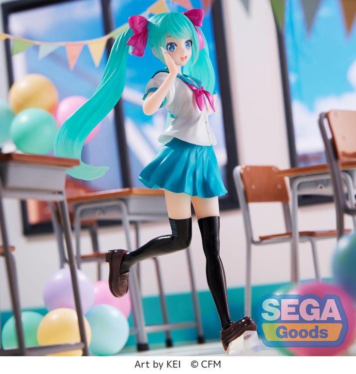 Vocaloid Luminasta Hatsune Miku (16th Anniversary KEI Ver.) Figure Gallery Image 5