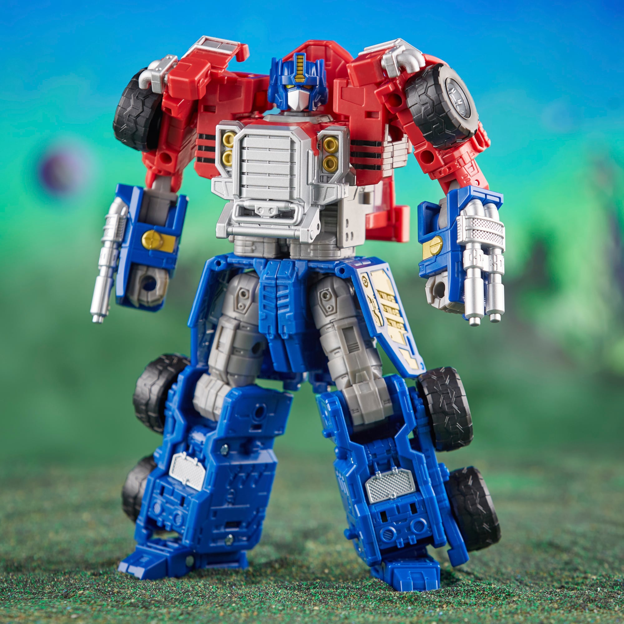Transformers: Legacy Evolution Commander Armada Universe Optimus Prime Gallery Image 7