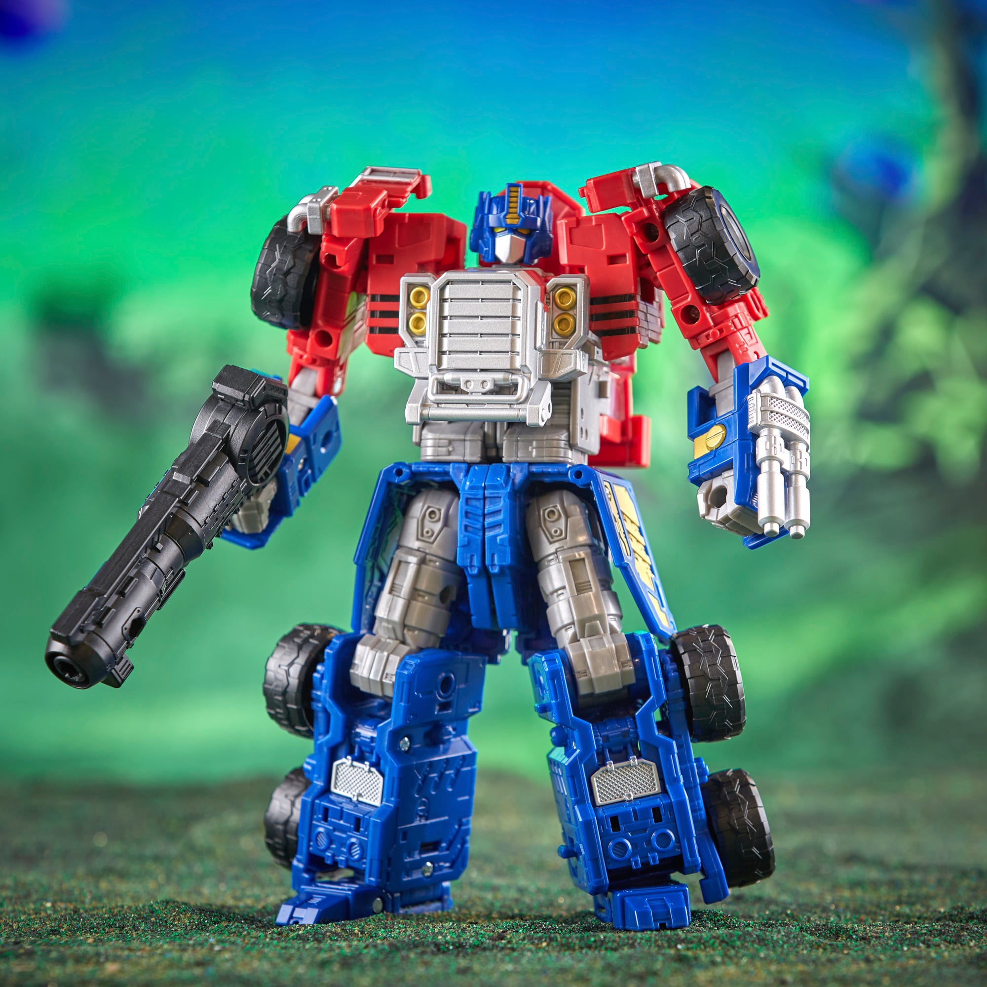 Transformers: Legacy Evolution Commander Armada Universe Optimus Prime Gallery Image 8