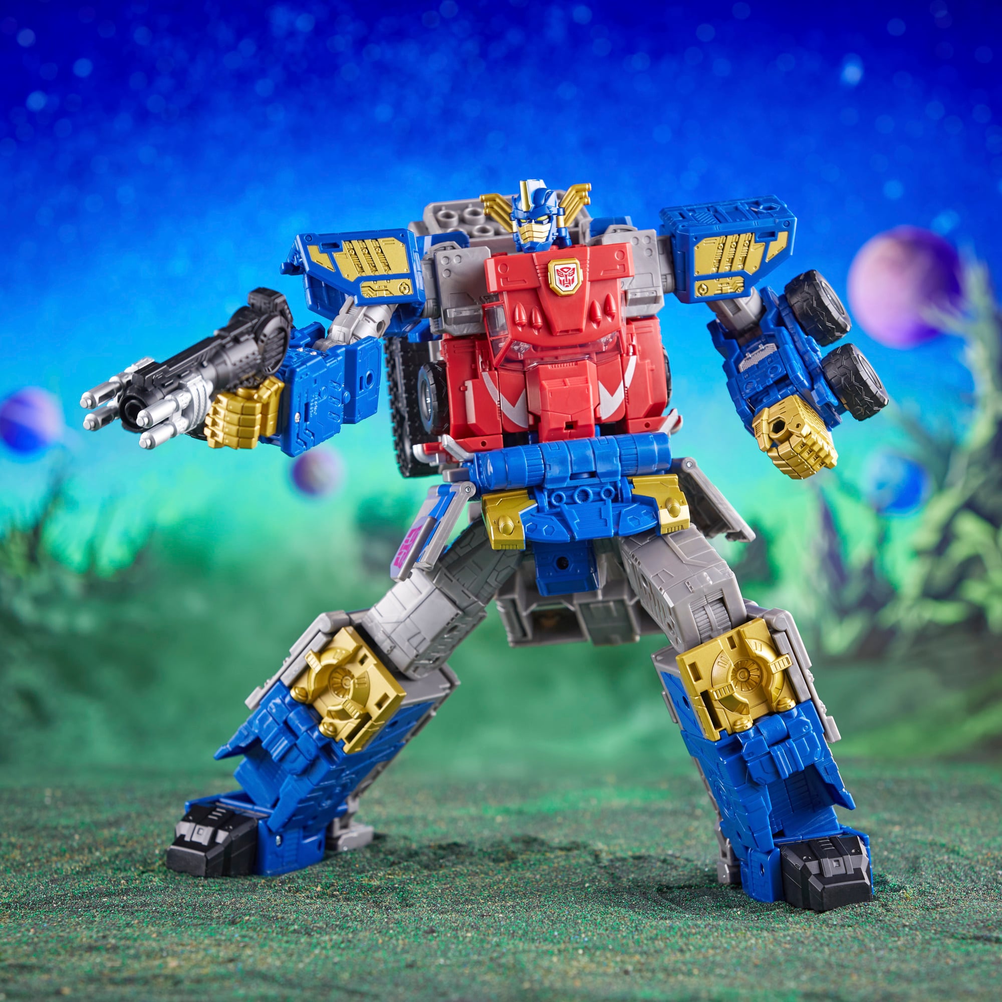 Transformers: Legacy Evolution Commander Armada Universe Optimus Prime Gallery Image 5