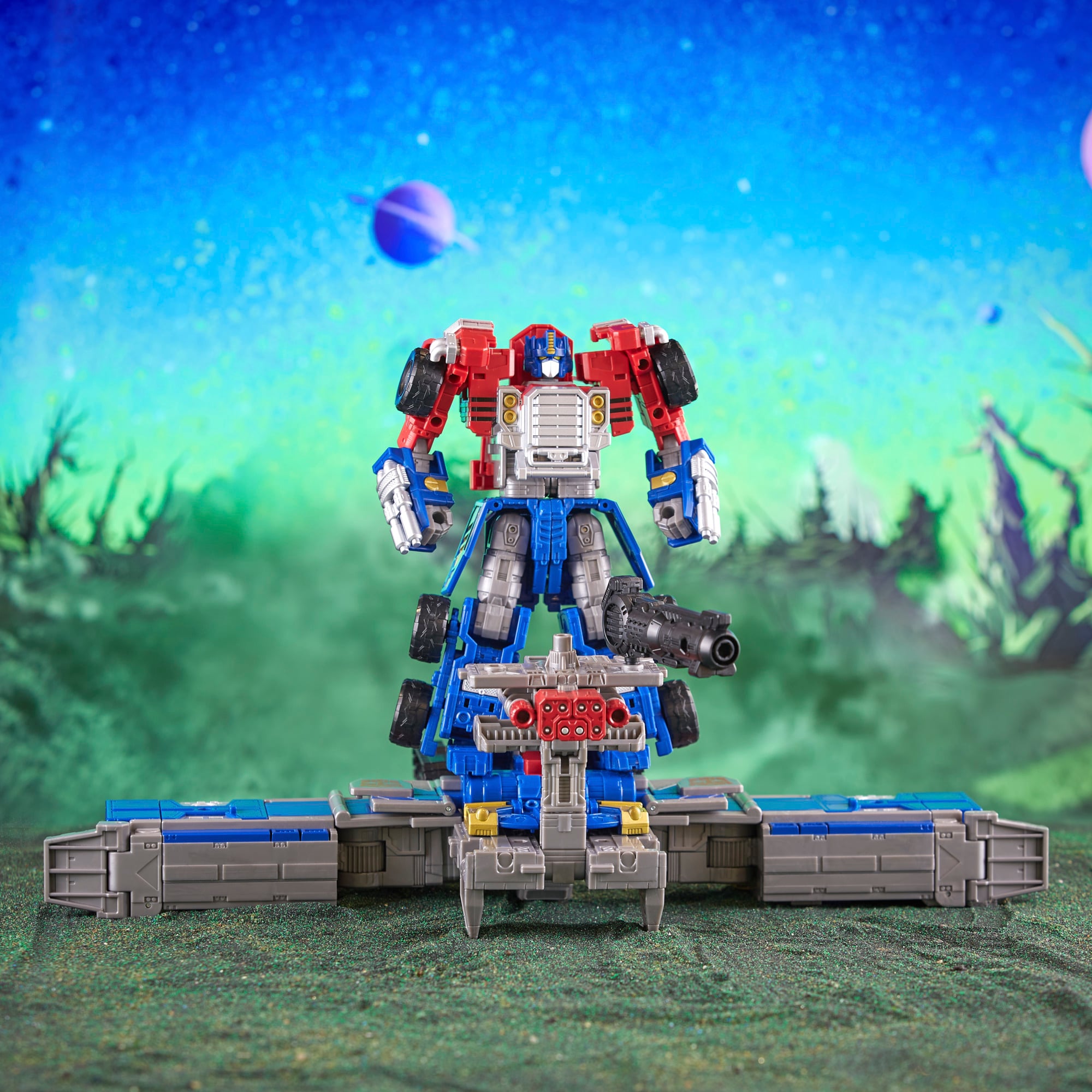 Transformers: Legacy Evolution Commander Armada Universe Optimus Prime Gallery Image 18