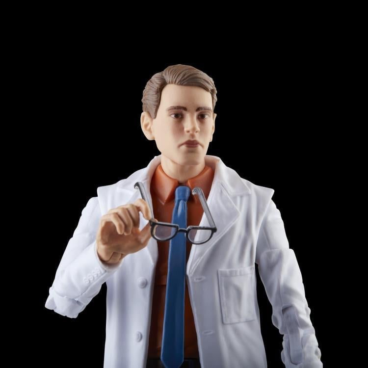 The Avengers 60th Anniversary Marvel Legends Gray Hulk and Dr. Bruce Banner Action Figure Two-Pack Gallery Image 9