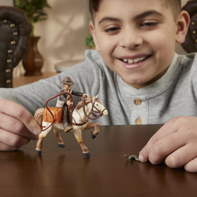 Indiana Jones Worlds of Adventure Indiana Jones with Horse Action Figure Set Gallery Image 21