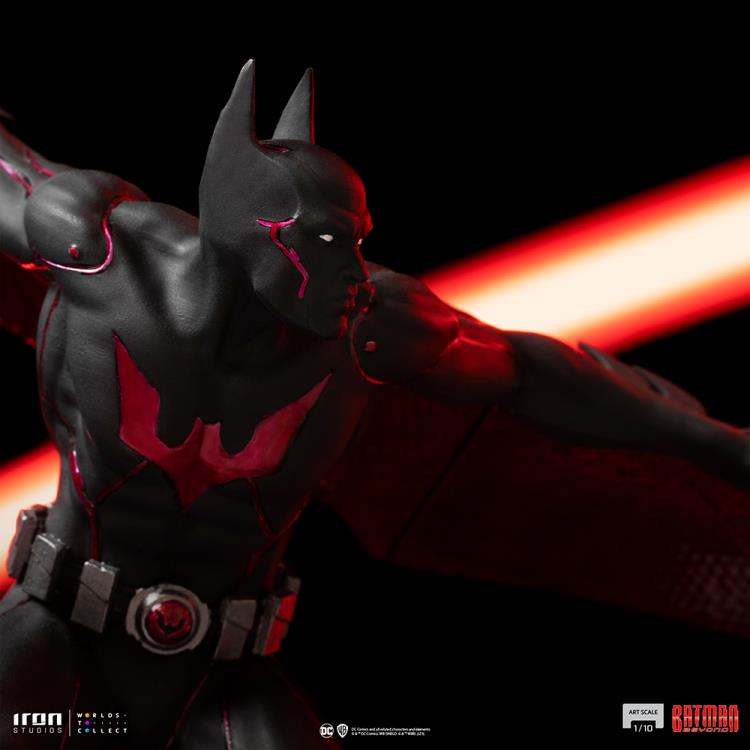 Batman Beyond Batman 1/10 Art Scale Limited Edition Statue Gallery Image 11