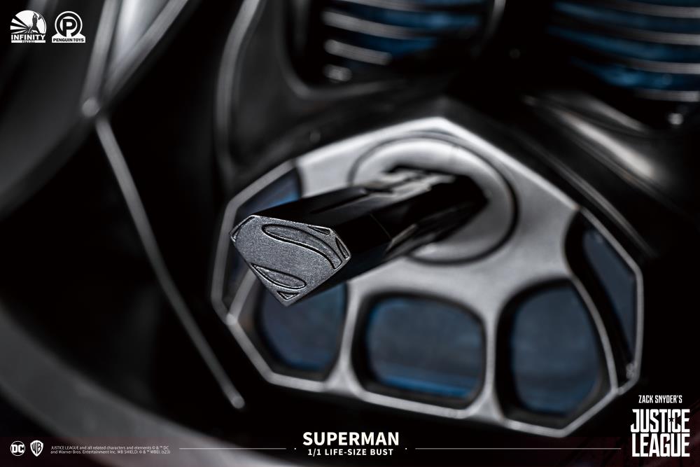 Zack Snyder's Justice League Superman Limited Edition Life-Size Bust Gallery Image 28