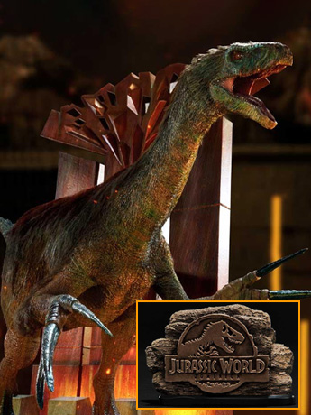 Jurassic World: Dominion Legacy Museum Collection Therizinosaurus Final Battle (Bonus Ver.) Limited Edition 1/15 Scale Diorama Gallery Image 2