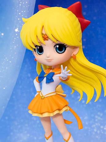 Sailor Moon Cosmos Q Posket Eternal Sailor Venus (Ver. A) Gallery Image 2