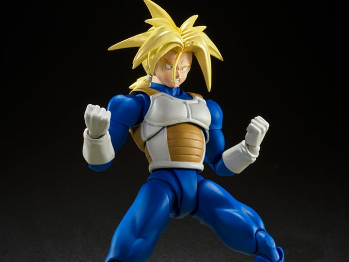 Dragon Ball Z S.H.Figuarts Super Saiyan Trunks (Latent Power) Action Figure Gallery Image 1