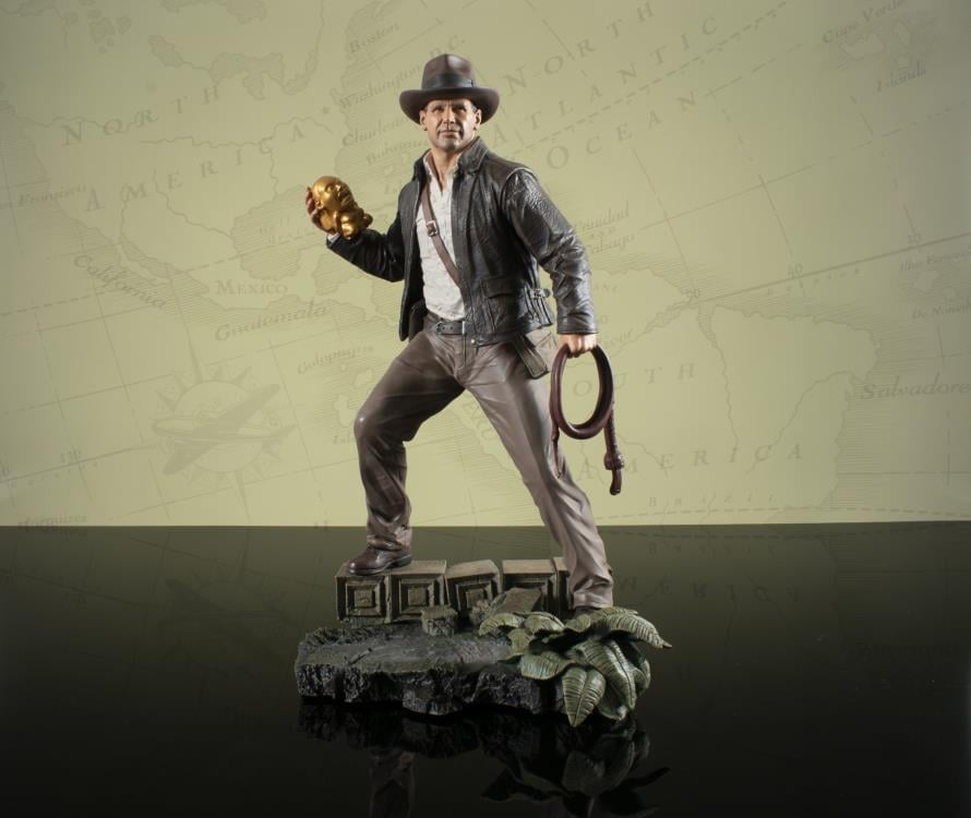 Indiana Jones Premier Collection Indiana Jones (Treasures) Limited Edition 1/7 Scale Statue Gallery Image 3