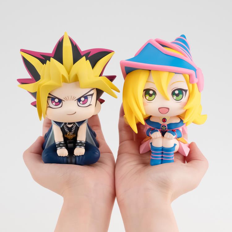 Yu-Gi-Oh! Look Up Series Yami Yugi & Dark Magician Girl Set with Gift Gallery Image 8