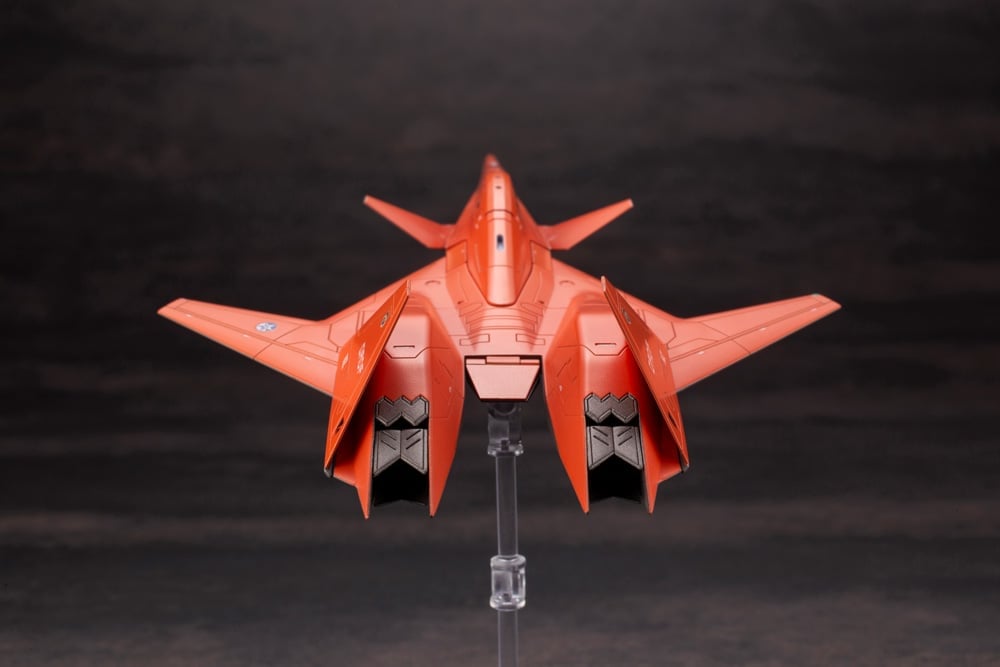 Ace Combat 7: Skies Unknown ADF-01 1/144 Model Kit
