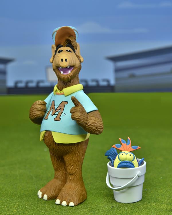 ALF Toony Classics Gordon Shumway with Mallet, Fish & Bucket Gallery Image 6