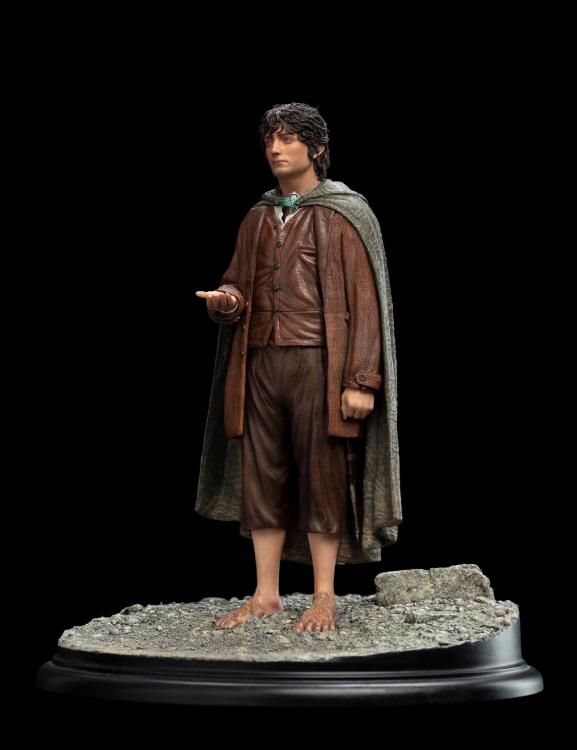 The Lord of the Rings Classic Series Frodo Baggins Ringbearer 1/6 Scale Statue Gallery Image 8