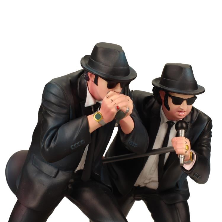 The Blues Brothers Jake and Elwood (Singing) 1/10 Scale Figure Set Gallery Image 9