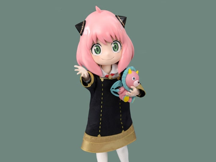Spy x Family FigZero Anya Forger 1/6 Scale Figure Gallery Image 1