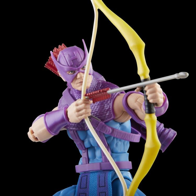 The Avengers 60th Anniversary Marvel Legends Hawkeye with Sky-Cycle Action Figure Gallery Image 11