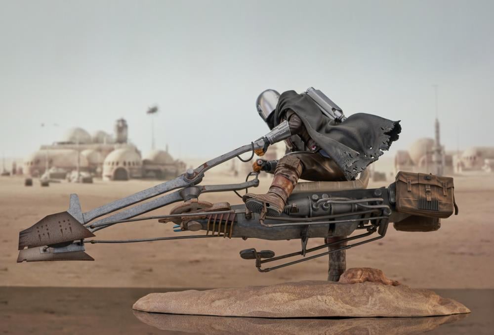 The Mandalorian Premier Collection Din Djarin with Speeder Bike 1/7 Scale Limited Edition Statue Gallery Image 4