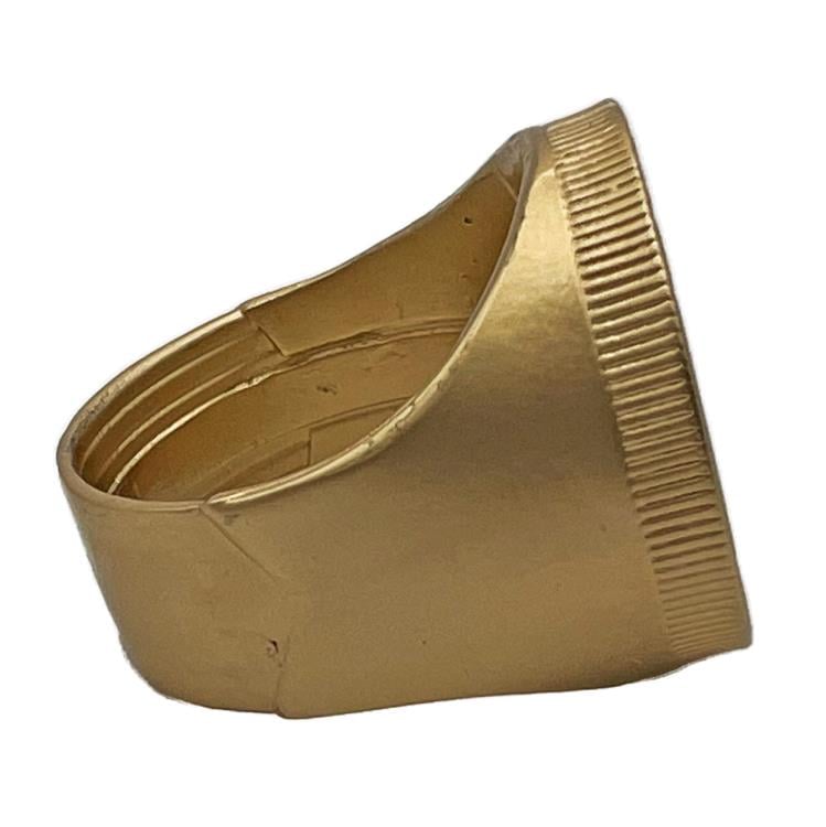 The Flash Signet Ring Prop Replica Gallery Image 6