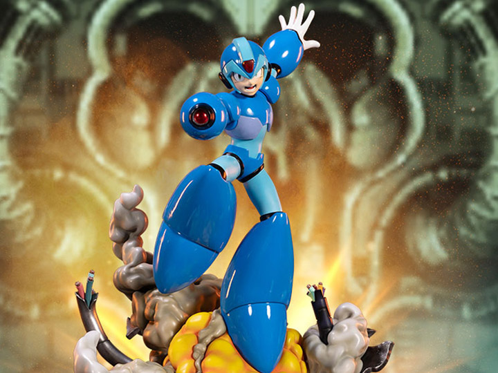 Mega Man X4 X (Final Weapon) Limited Edition Statue Gallery Image 1