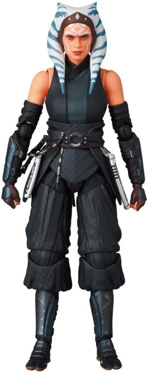 Star Wars: Ahsoka MAFEX No.210 Ahsoka Tano Action Figure Gallery Image 7