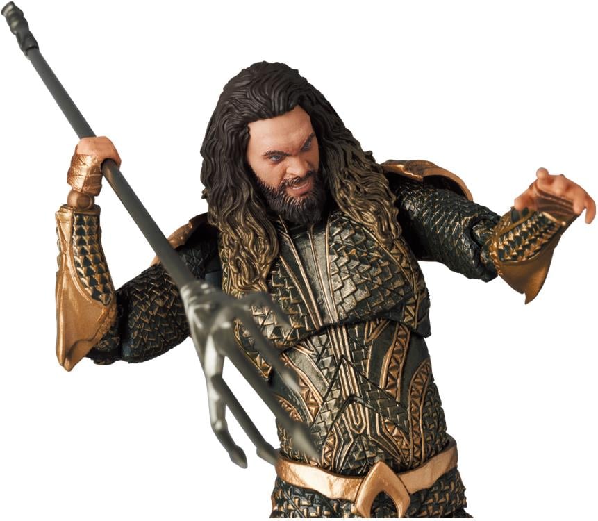 Zack Snyder's Justice League MAFEX No.209 Aquaman Action Figure Gallery Image 10