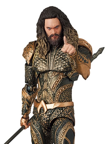 Zack Snyder's Justice League MAFEX No.209 Aquaman Action Figure Gallery Image 2