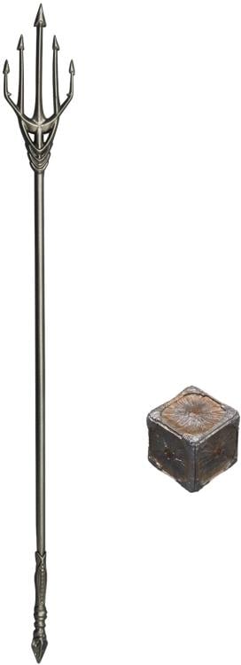 Zack Snyder's Justice League MAFEX No.209 Aquaman Action Figure Gallery Image 12