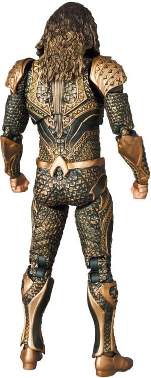 Zack Snyder's Justice League MAFEX No.209 Aquaman Action Figure Gallery Image 9
