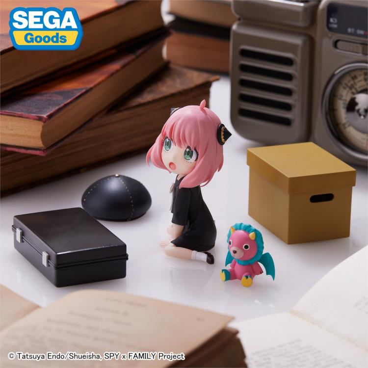 Spy x Family Luminasta Anya Forger (Pretend Play Ver.) Figure Gallery Image 4