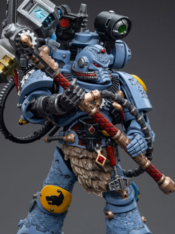 Warhammer 40K Space Wolves Iron Priest Jorin Fellhammer 1/18 Scale Figure Gallery Image 2