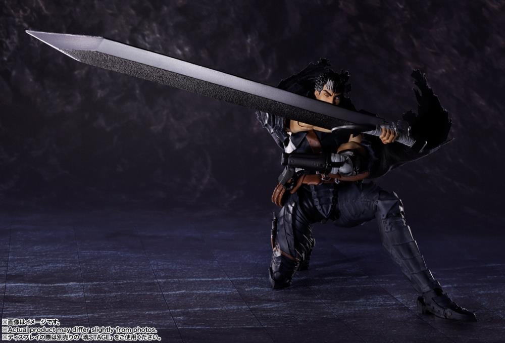 Berserk S.H.Figuarts Guts (Berserker Armor) Action Figure Gallery Image 6