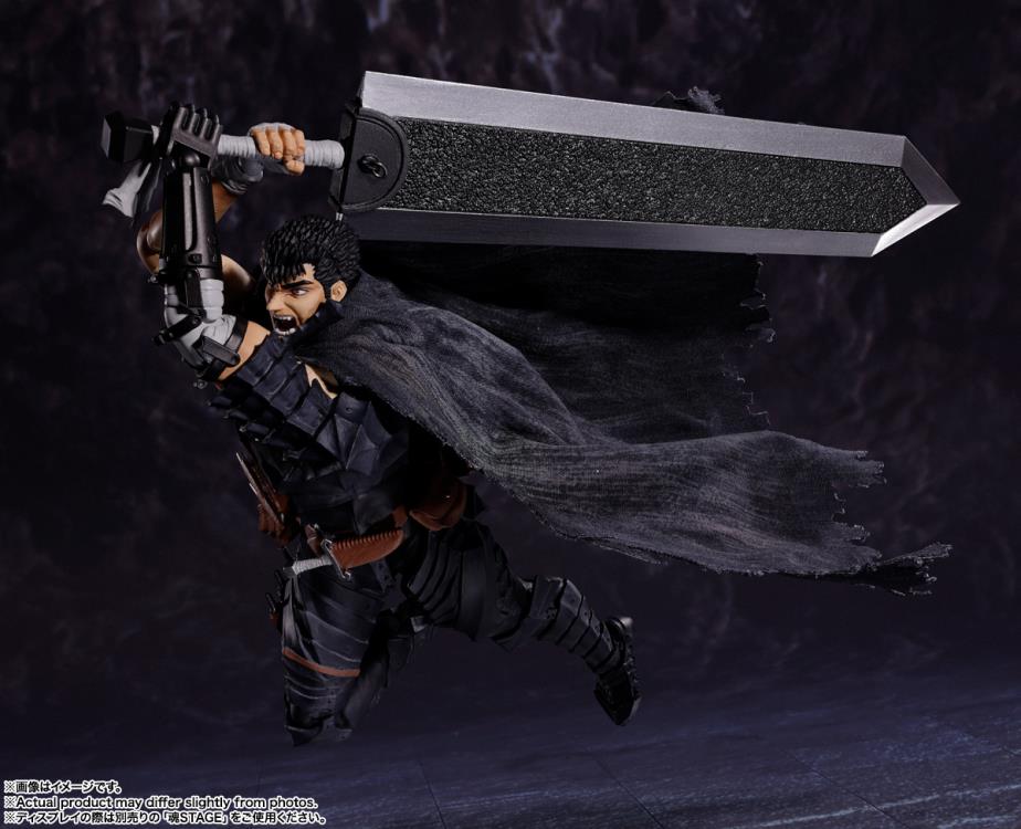 Berserk S.H.Figuarts Guts (Berserker Armor) Action Figure Gallery Image 5