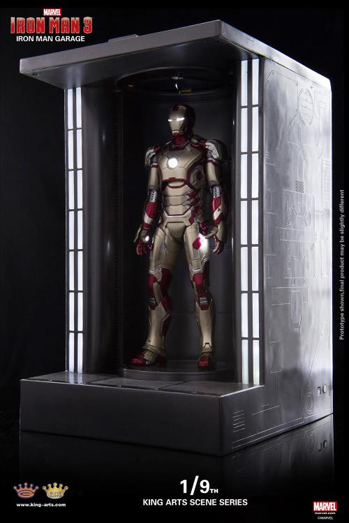 Iron Man 3 Hall of Armor (Lifting Ver.) 1/9 Scale Display Set
