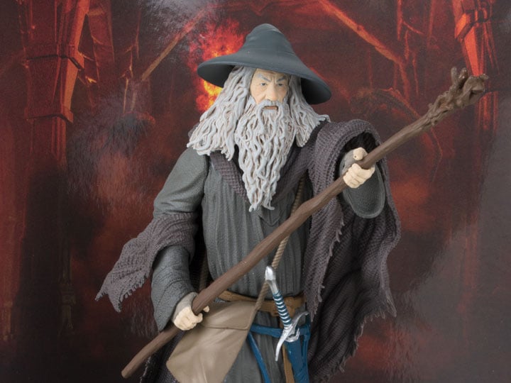 The Lord of the Rings: The Fellowship of the Ring Movie Maniacs Gandalf the Grey 6" Limited Edition Figure Gallery Image 1