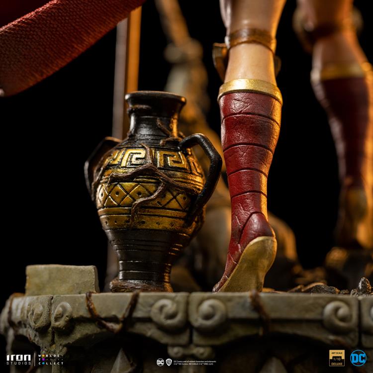 DC Comics Wonder Woman Unleashed 1/10 Deluxe Art Scale Limited Edition Statue Gallery Image 13