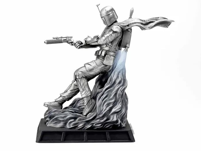 Star Wars Boba Fett (Silver) Limited Edition Figurine Gallery Image 4