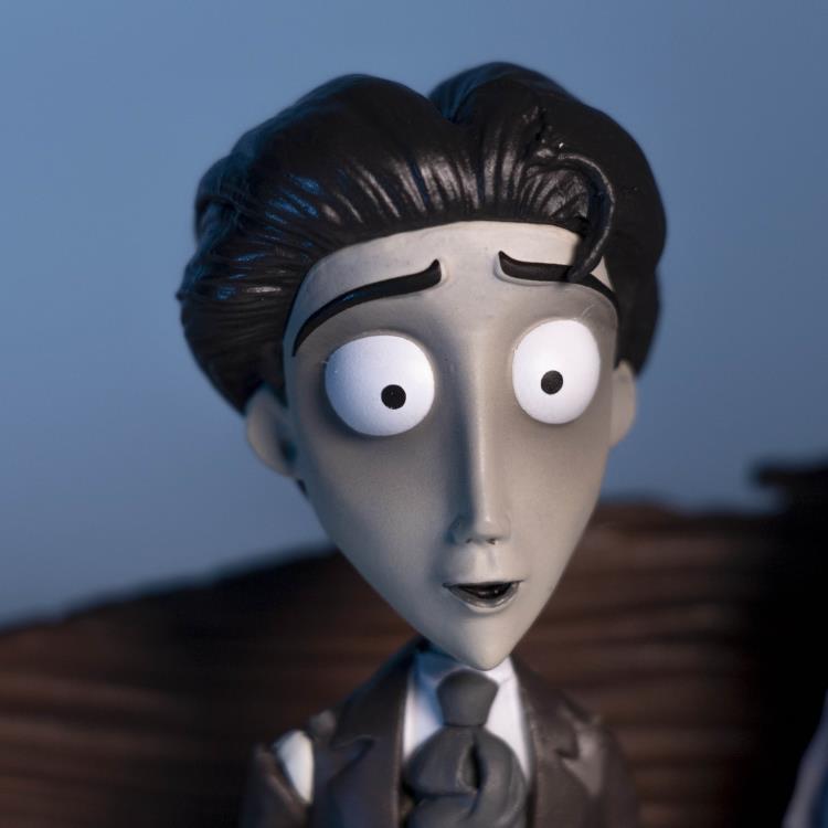 Corpse Bride Victor and Emily 1/10 Scale Figure Set Gallery Image 7