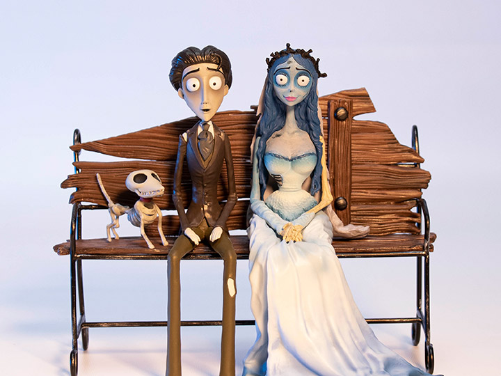 Corpse Bride Victor and Emily 1/10 Scale Figure Set Gallery Image 1