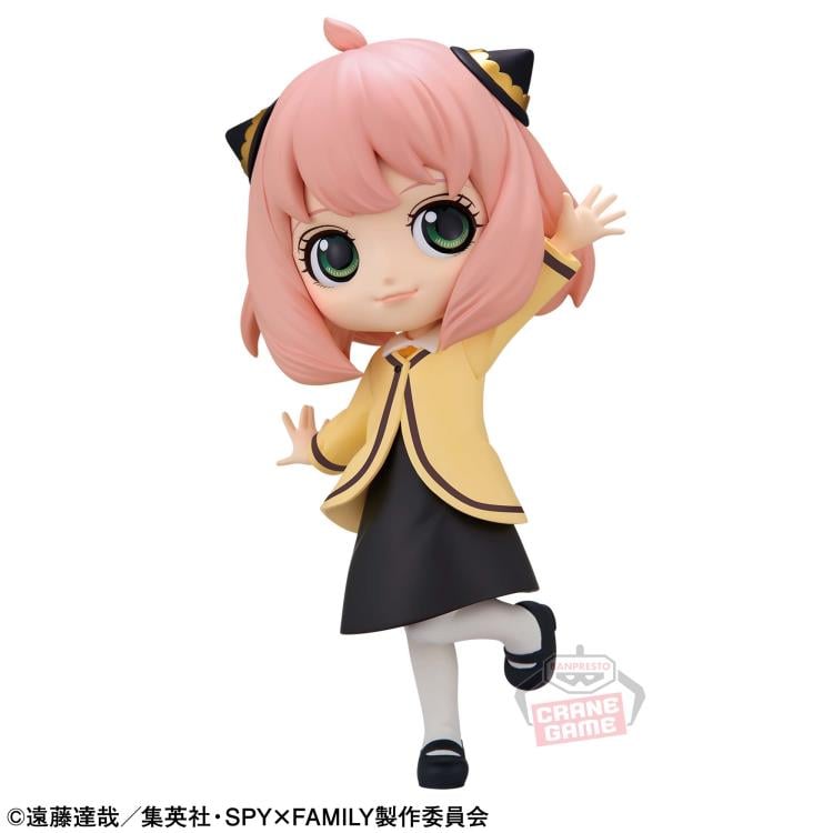 Spy x Family Q Posket Anya Forger (Going out Ver.) Gallery Image 4