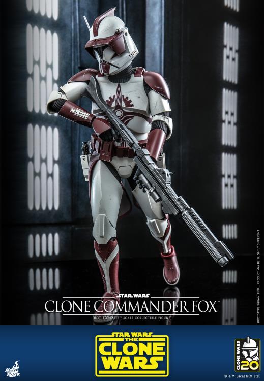 Star Wars: The Clone Wars TMS103 Clone Commander Fox 1/6th Scale Collectible Figure Gallery Image 5
