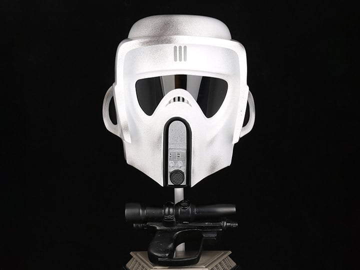 Star Wars: Return of the Jedi Scout Trooper 1:1 Scale Limited Edition Replica Helmet Gallery Image 1