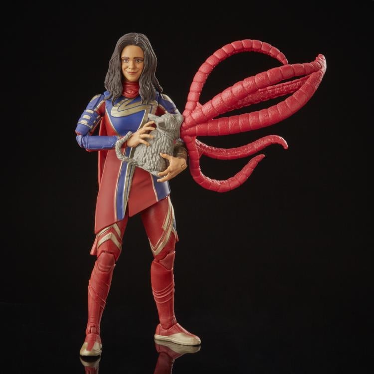 The Marvels Marvel Legends Ms. Marvel Action Figure (Totally Awesome Hulk BAF) Gallery Image 5