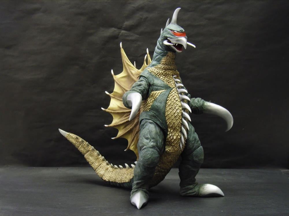 Godzilla Toho 30cm Series Gigan (Godzilla vs. Gigan) PX Previews Exclusive Gallery Image 2
