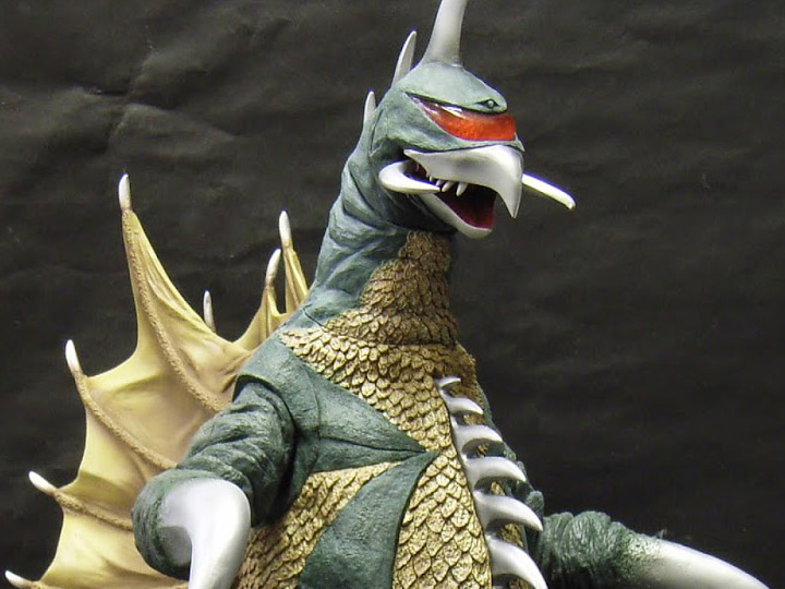 Godzilla Toho 30cm Series Gigan (Godzilla vs. Gigan) PX Previews Exclusive Gallery Image 1
