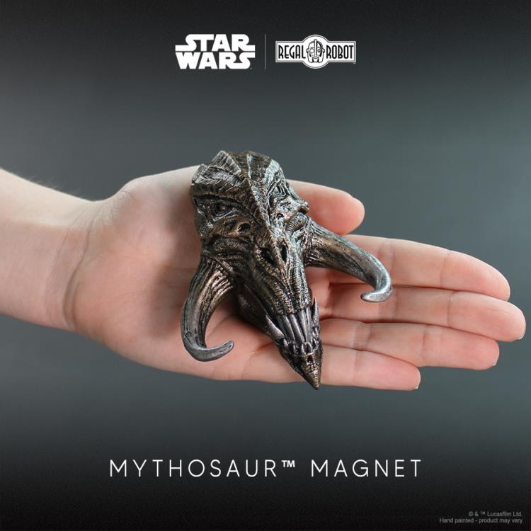 The Mandalorian Beast Collection Mythosaur Magnet Gallery Image 5