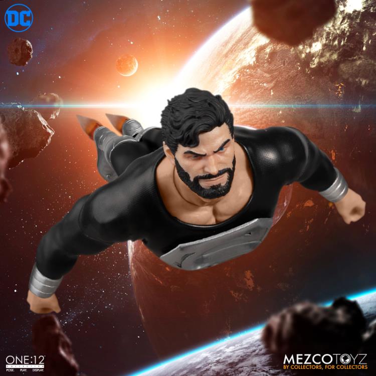 DC Comics One:12 Collective Superman: Recovery Suit Edition Gallery Image 10