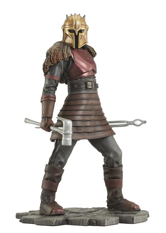 The Mandalorian Premier Collection The Armorer 1/7 Scale Limited Edition Statue Gallery Image 13