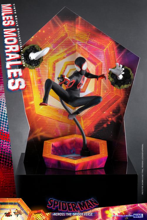Spider-Man: Across The Spider-Verse: Part One MMS710 Spider-Man (Miles Morales) 1/6th Scale Collectible Figure Gallery Image 19