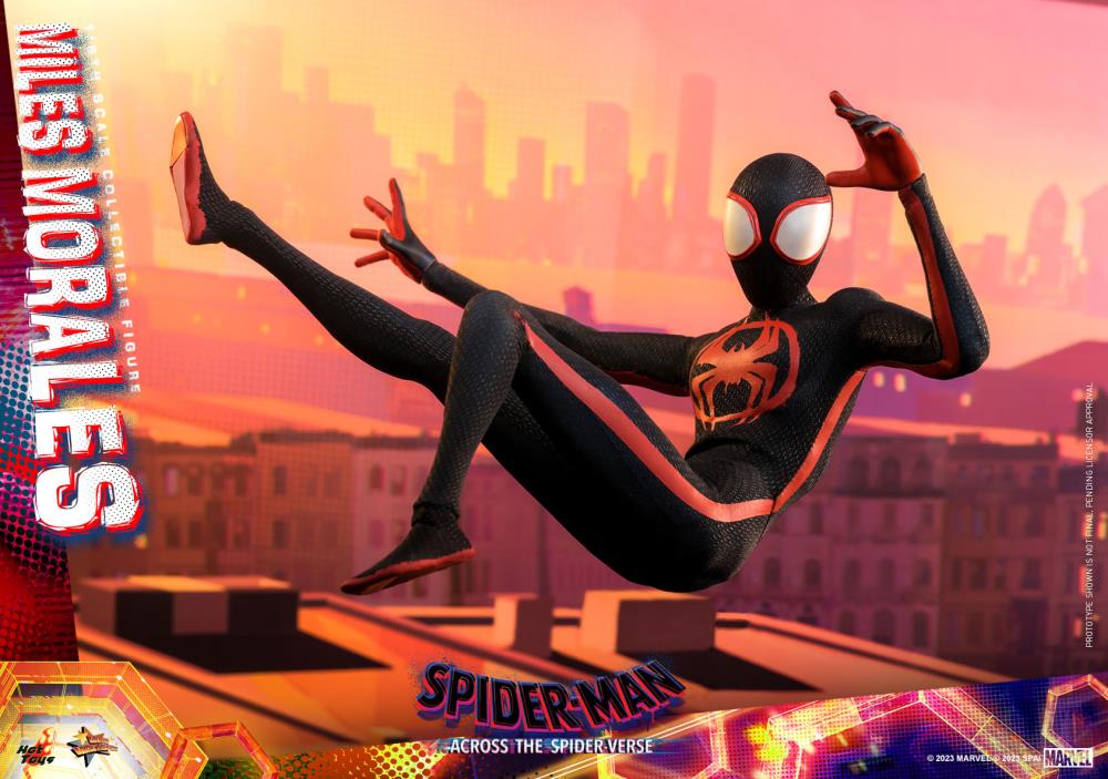 Spider-Man: Across The Spider-Verse: Part One MMS710 Spider-Man (Miles Morales) 1/6th Scale Collectible Figure Gallery Image 12